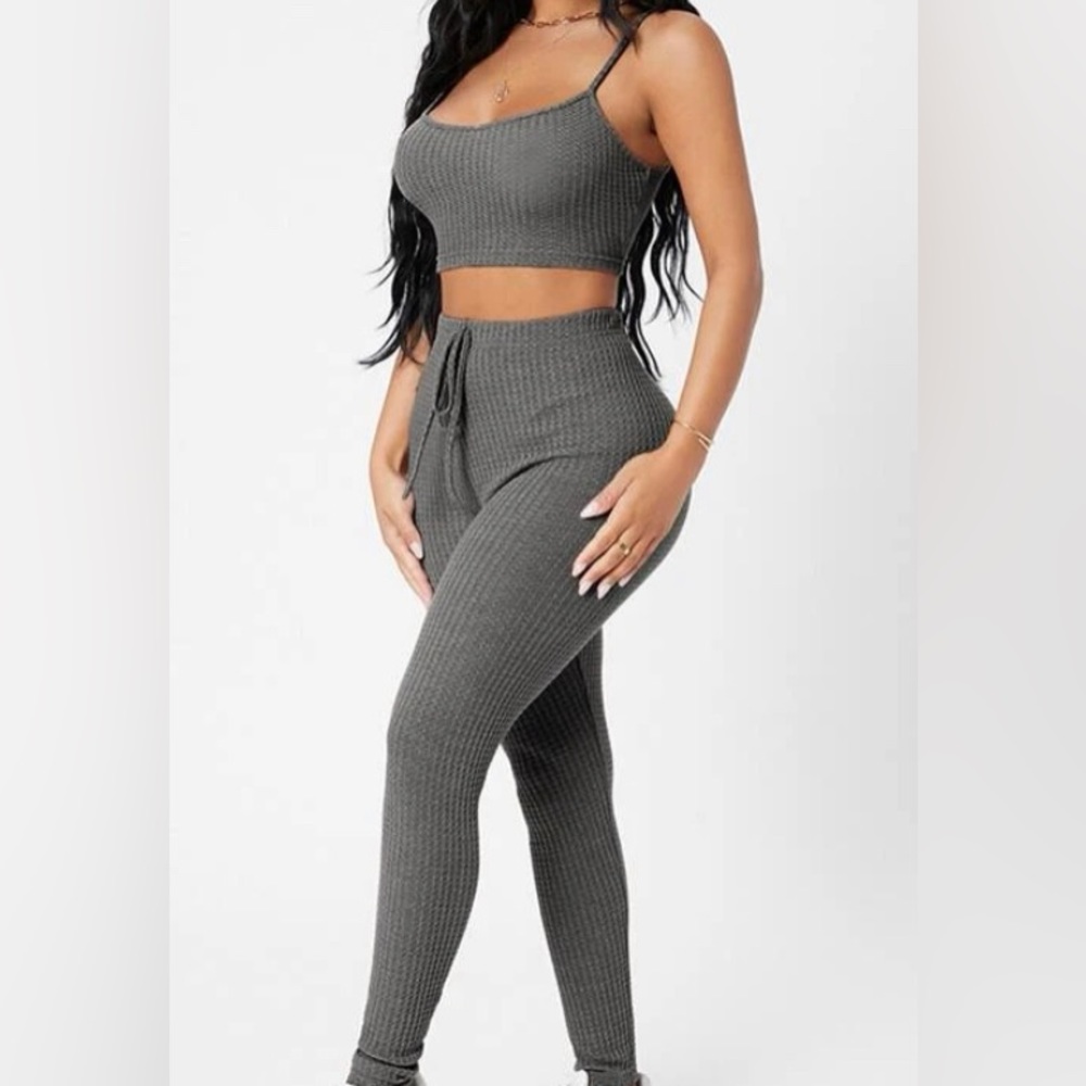 XS crop top legging set